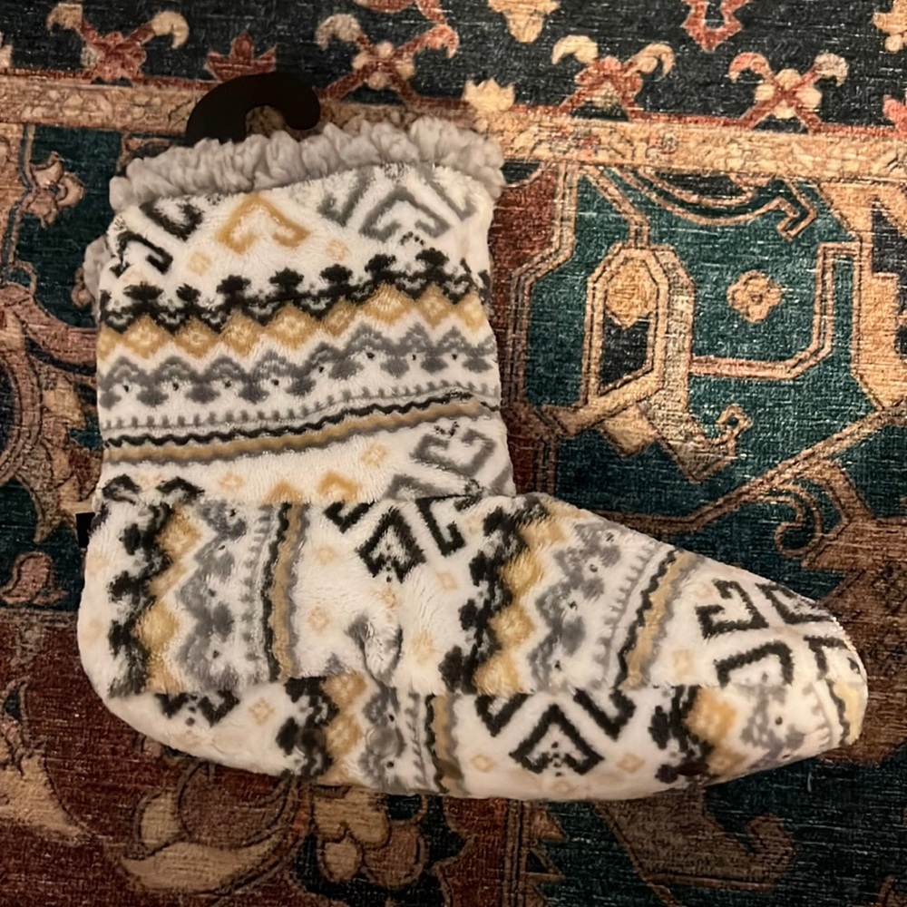 KOHLS SLIPPERS